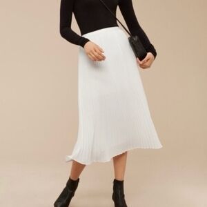 Aritzia Babaton Jude Skirt White Size Small
